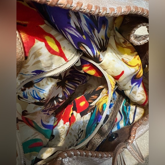 Sharif Metallic Silver and Bronze Hobo Bag - Picture 15 of 16